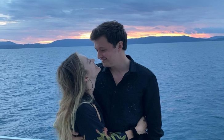 Billie Lourd, Carrie Fisher's Daughter is Married! Know Everything About her Wedding